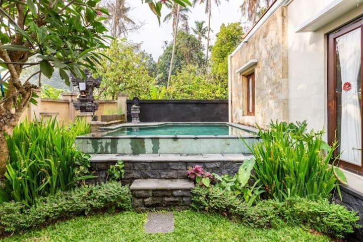 Kubu Kapas Bali Villa Ubud  Exterior photo
